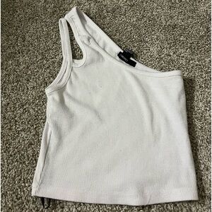A Symmetrical White Crop Top